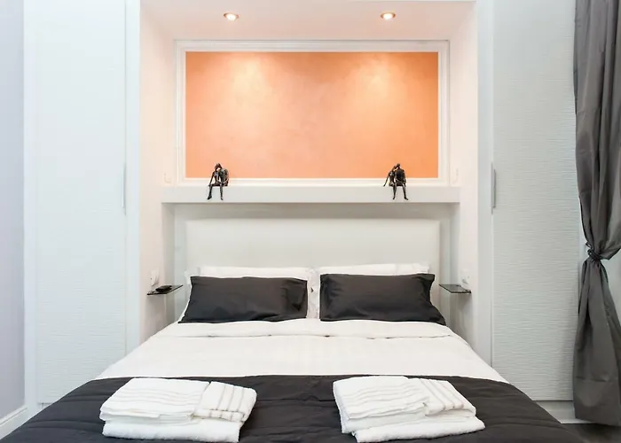 Konukevi Brunelleschi Holidays 4*